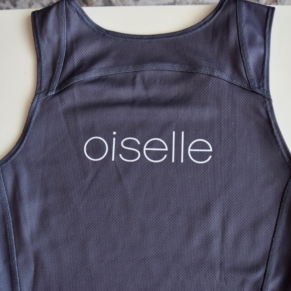 Oiselle Volee Team Singlet, Slate XS - Picture 5 of 5